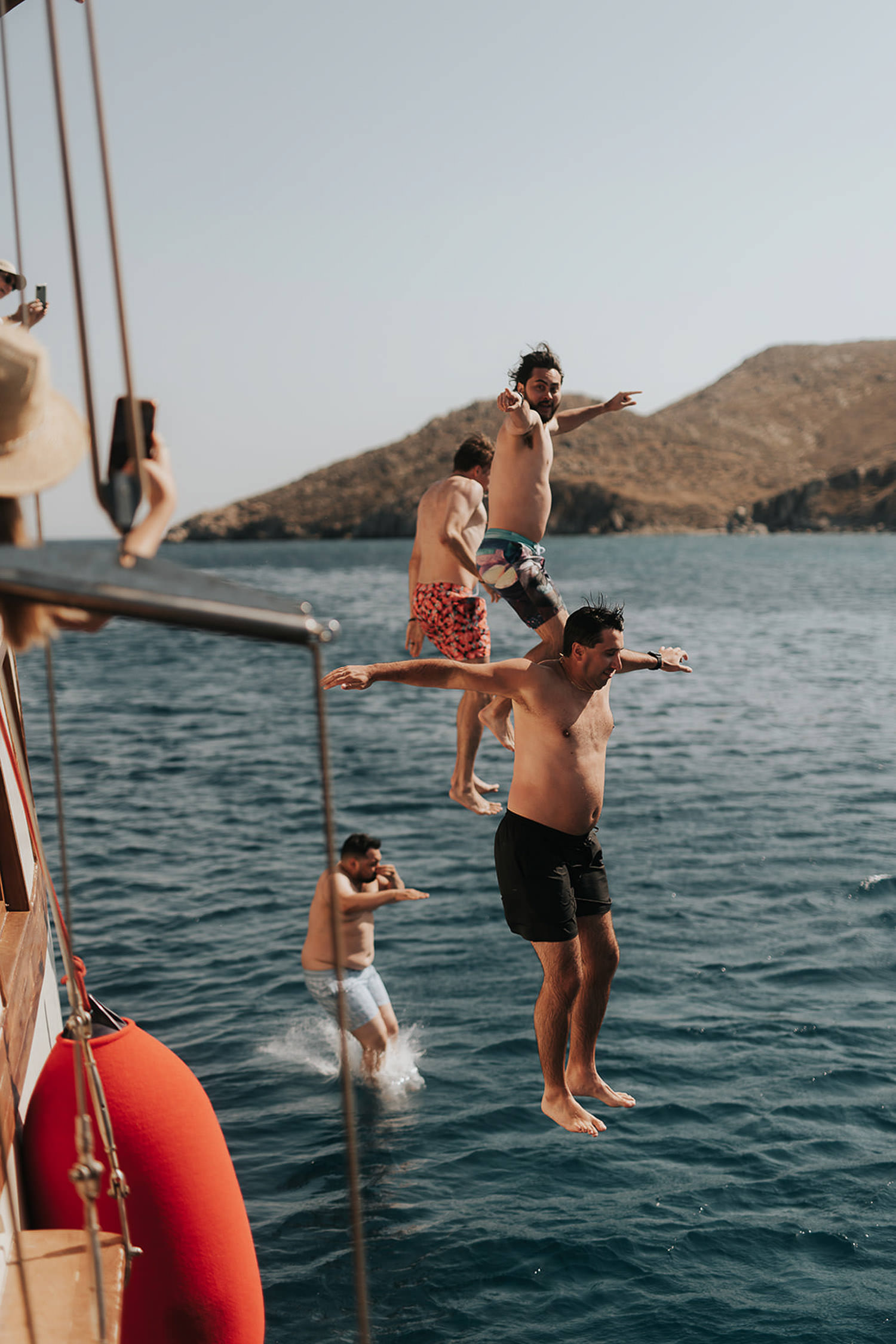 pre wedding boat trip in mykonos